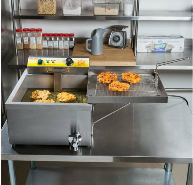 Carnival King Dfc1800 25 Lb. Funnel Cake / Donut Deep