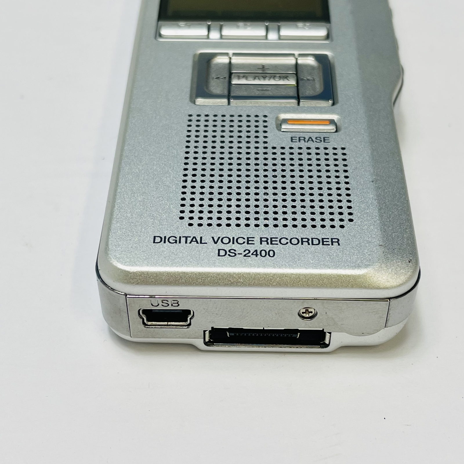 Olympus DS2400 Digital Voice Recorder Battery Powered Handheld