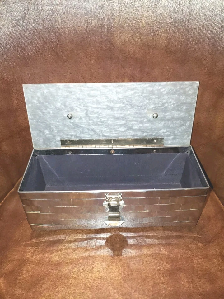 DORSET REX Basket Weave Stainless Steel Box PURSE w/Clear Pearl Lucite Lid 1950s - Image 3 of 4
