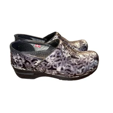 Women’s Sanita Professional Textured Danish Shoe  Size 39 (8)
