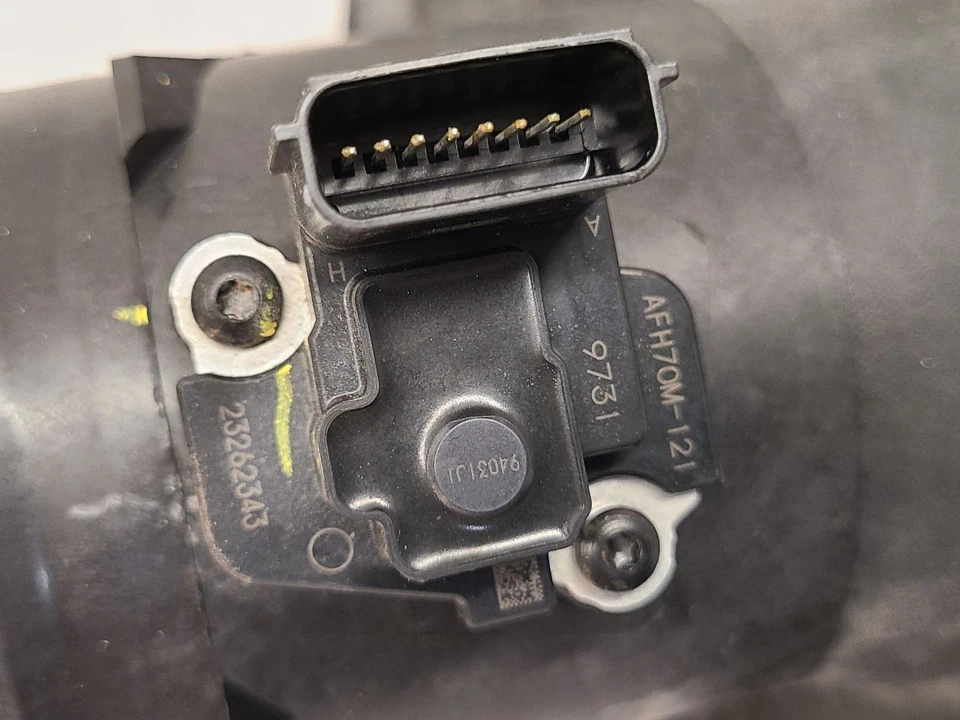 2017 2018 2019 2020 CADILLAC ESCALADE Air Cleaner  - Image 4 of 4