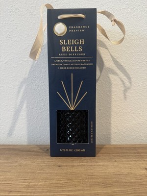 Reed Diffuser - 200 ml. Amber, Pine, and vanilla scented
