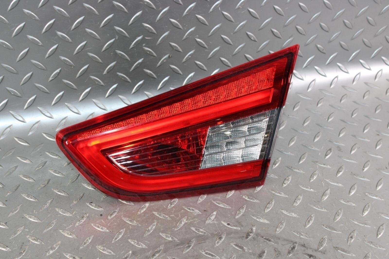 14-19 Ghibli Decklid Mounted Passenger Taillight Tail Light Lamp Lens Factory OE