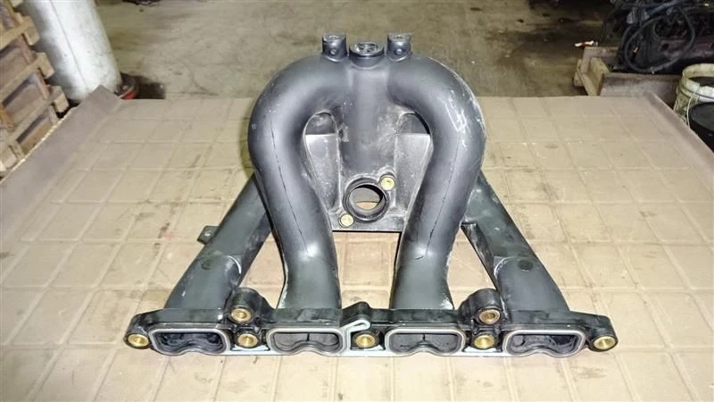 COLECTOR DE ADMISIÓN 4-146 2,4 L SE ADAPTA 97-99 GRAND AM 613597 Foto 3 de 4