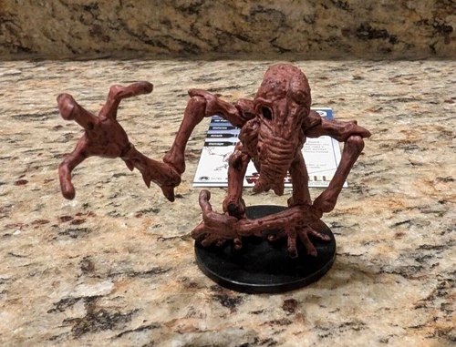 WOTC Star Wars Miniatures - Molator Dejarik Holochess #34 w/ Card