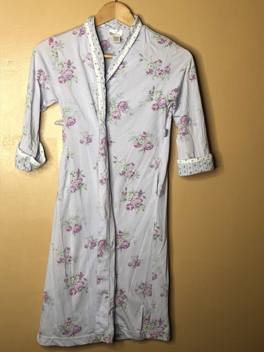 Carole Hochman Girl's Size 6 Robe Purple Floral Band Loop Long Sleeve - Picture 5 of 12