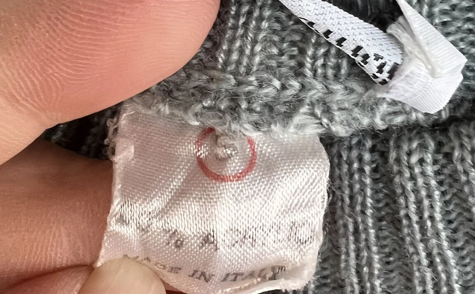 Suéter Pullover Vintage Jóvenes Niños Pequeño 4-6 Navidad Vacaciones Gris Rojo Italia Foto 3 de 4