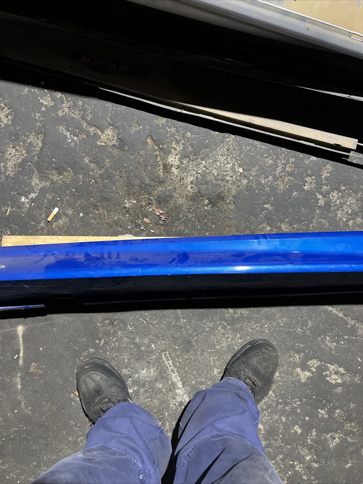 FORD FALCON BA BF XR6 XR8 SEDAN SIDE SKIRT PAINT CODE W5 SHOCKWAVE