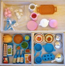 Vintage 1984 Barbie Dream Kitchen 9119 - Selling Food, Apron, Dishes, Pots Pans