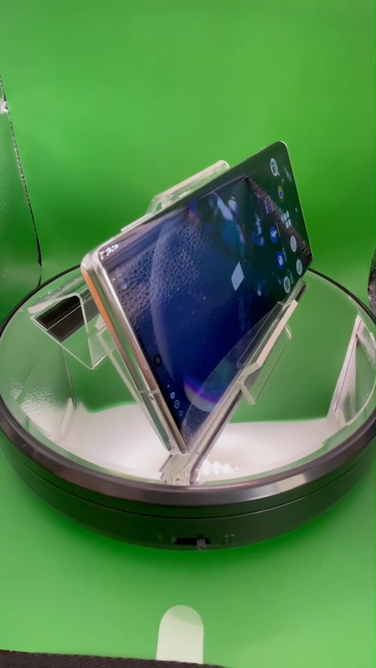 Top Mint] docomo SHARP AQUOS R6 SH-51B WHITE Android Leica Lens