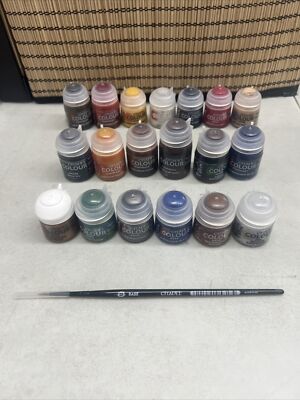 Citadel colour Layer, Base paint lot tons of colors!! 19 Pot Lot With Brush