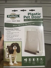 Petsafe Plastic Pet Door Small 1-15 lb 5-1/8" X 8-1/4" Flap Opening Dog Cat NEW.