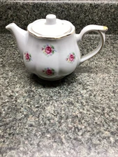 Vintage 1982 FTD Pink Rose Teapot Porcelain Floral 4.5" Gold Trim Tea Pot Korea