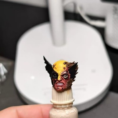 1/12 Painted Wolverine Battle Damage Head Carving Model Toys