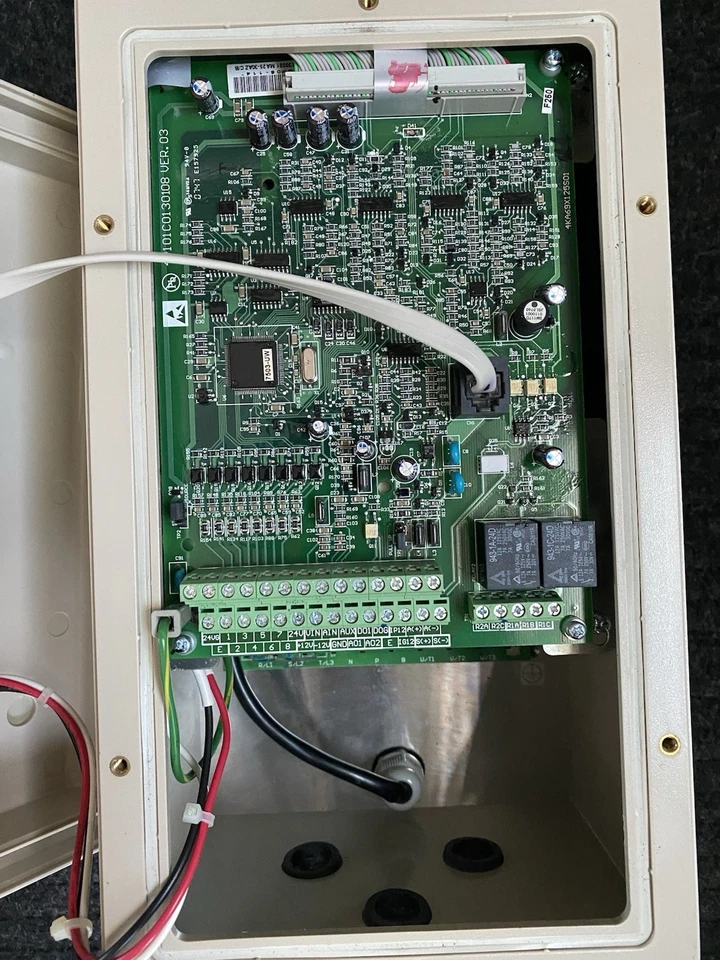 TECO Westinghouse MA7200-4003-N4  460 Volts 3 Phase 3HP General Purpose Drive - Image 2 of 4