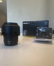 Nikon Nikkor Z 35mm F1.8 S  Hood Caps  Mint  Original Box
