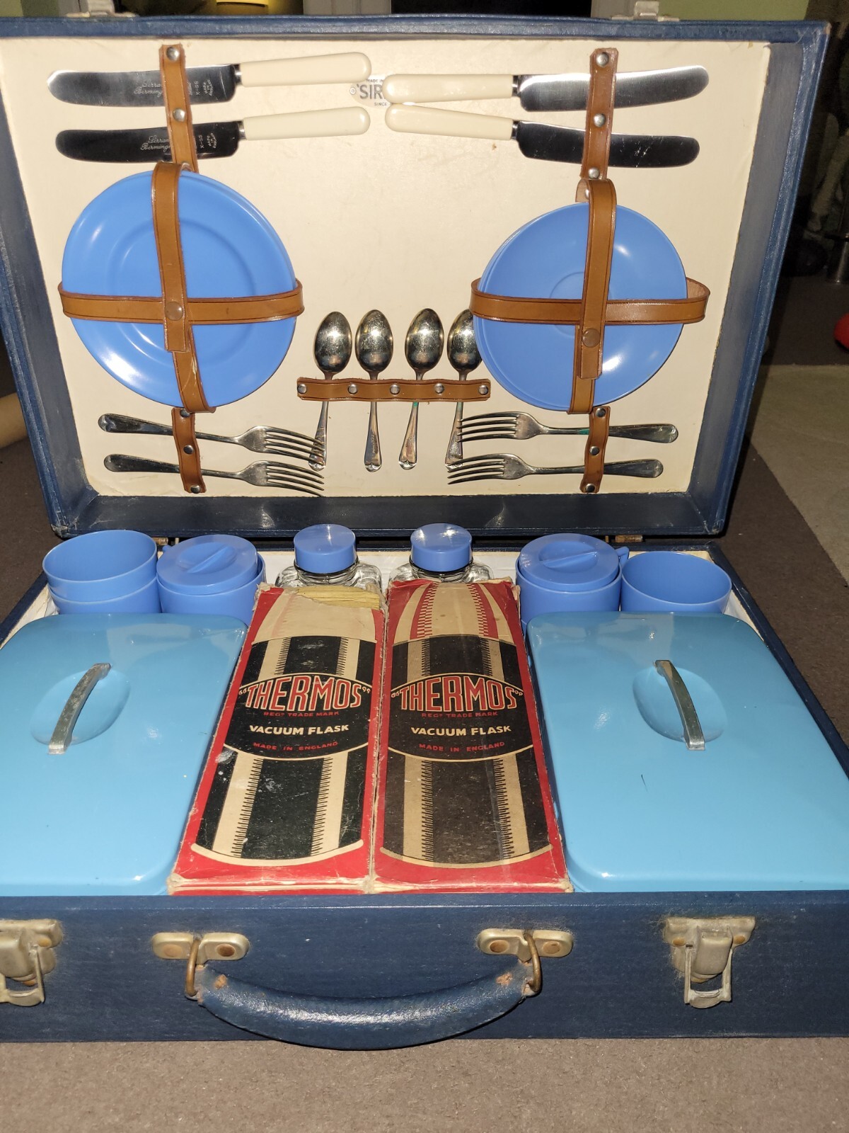 Vintage Sirram 4 Person Picnic Hamper Case Set 60s Retro eBay