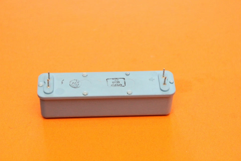 ROCKWELL COLLINS - BANDPASS MECHANICAL FILTER - p/n 526-8323-010 HF-8050A 851S-1 - Image 2 of 3