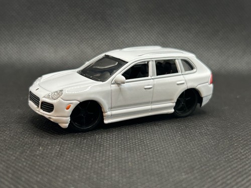 PORSCHE CAYENNE SUV 1:64 SCALE LIMITED EDITION DIECAST HTF - Picture 2 of 5