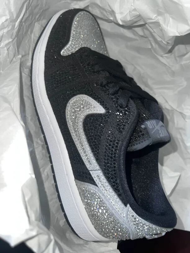 Swarovski × Nike Women's Air Jordan 1 ✨NEW✨Special Edition Swarovski Women's Air Jordan 1 Low