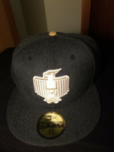 New Era Pistons Plaid Dog Ear 59FIFTY Fitted Hat / 7 7/8