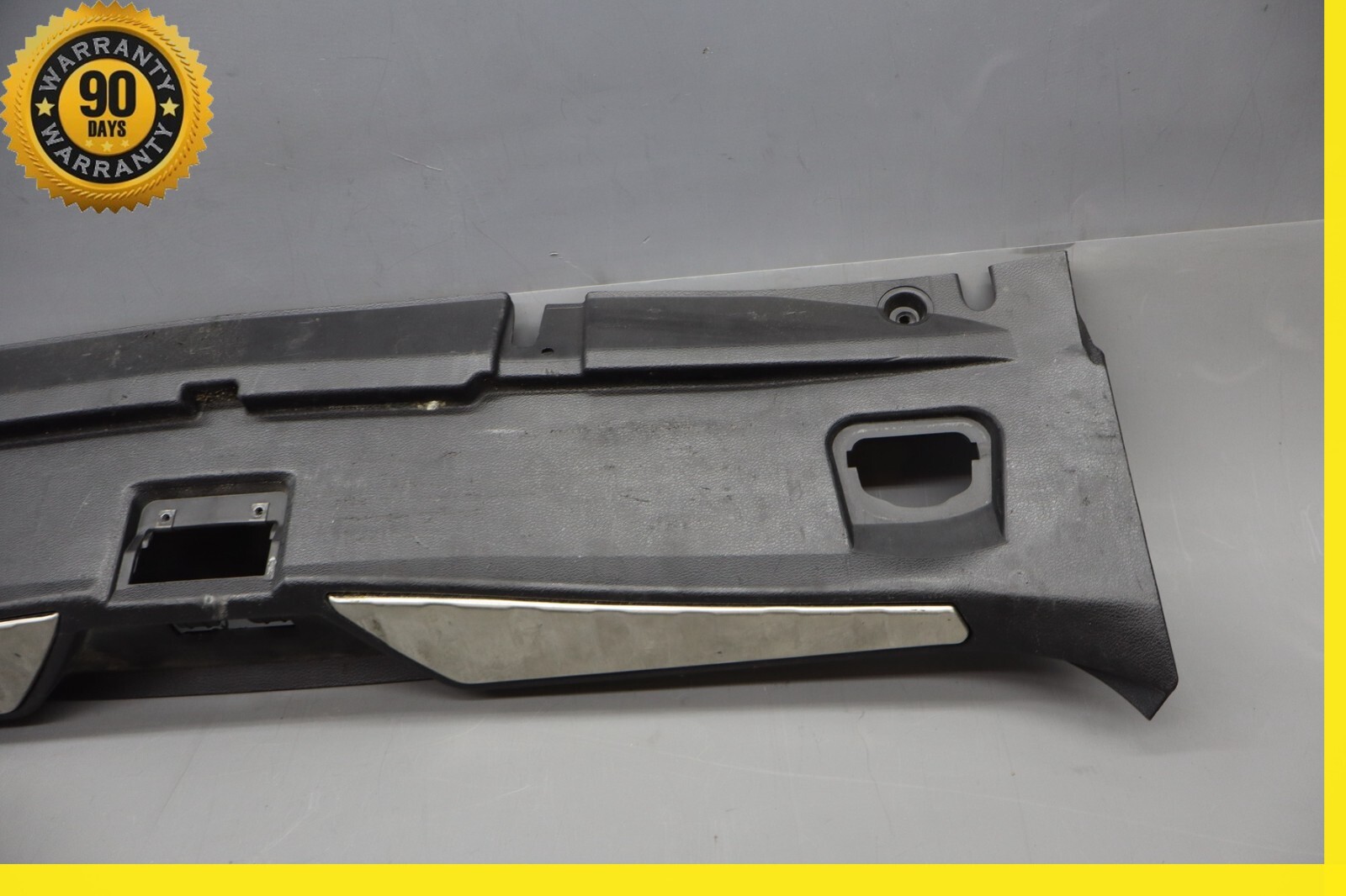 14-20 Maserati Quattroporte Rear Trunk Sill Scuff Plate Black 670013681 Oem
