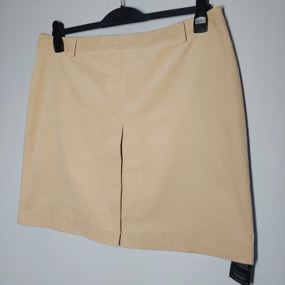 Rocha John Rocha Beige Needlecord Skirt Size 18 Front Pleat Corduroy BNWT - Image 2 of 4