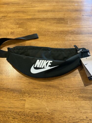 NIKE Heritage Hip Pack Green Waistpack Fanny Sling Bag DB0490 355 New With Tags - Picture 1 of 5