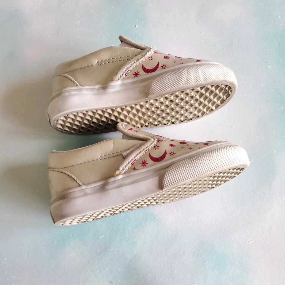 Vans Shoes Size 5.5 Logo Baby Girl Toddler Silver Moon Stars Glittery Slip On - Image 3 of 4