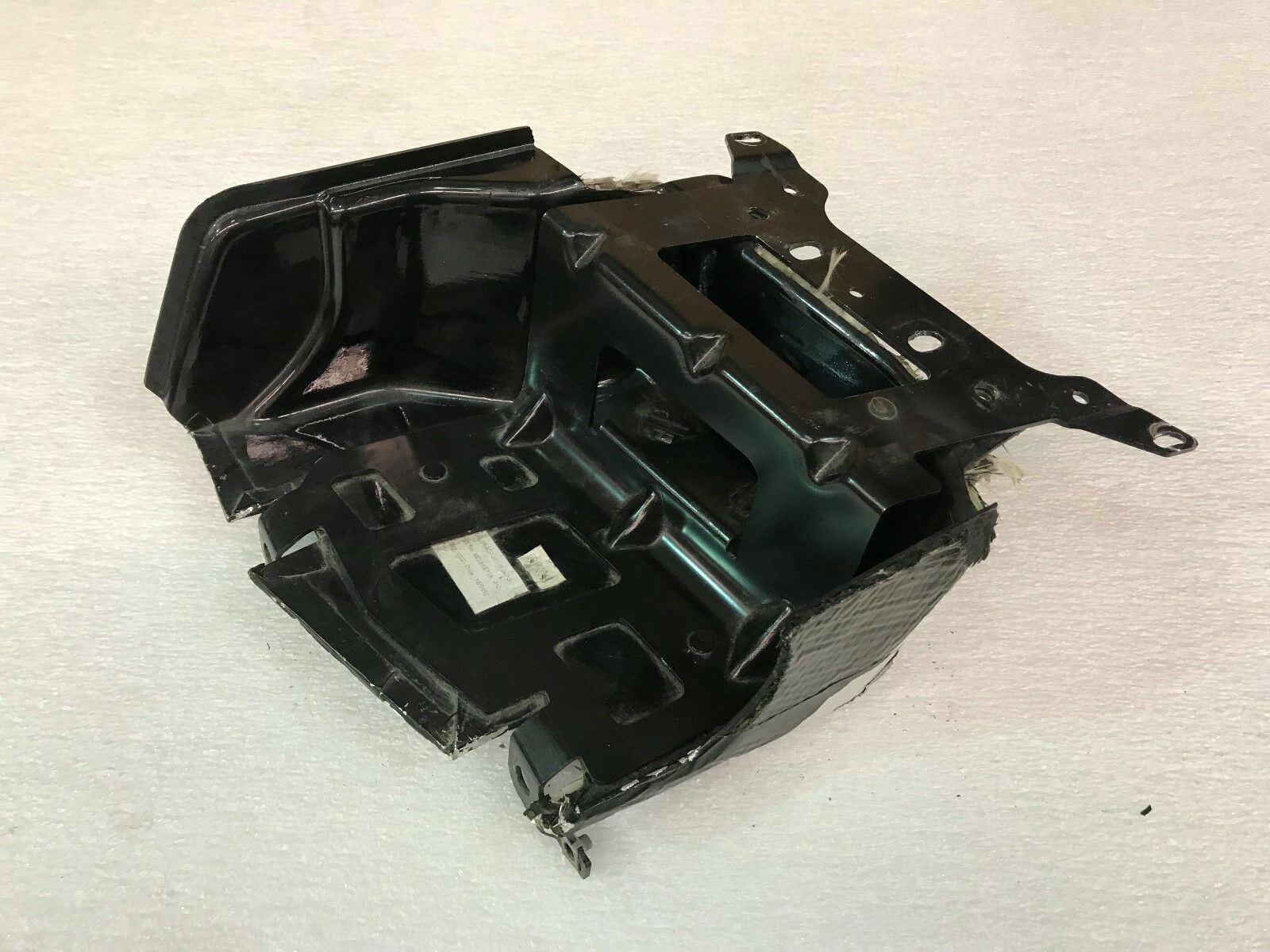LAMBORGHINI GALLARDO PASSENGER RIGHT TAIL LIGHT HEAT SHIELD OEM 400863778B