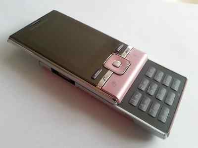 SONY ERICSSON T715 PINK NEUW.+OVP+VIELE EXTRAS+RECHNUNG+DHL VERSAND