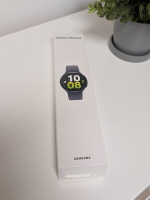 SAMSUNG Galaxy Watch5 BT grau WiFi 44mm Graphite Smartwatch   NEU & OVP