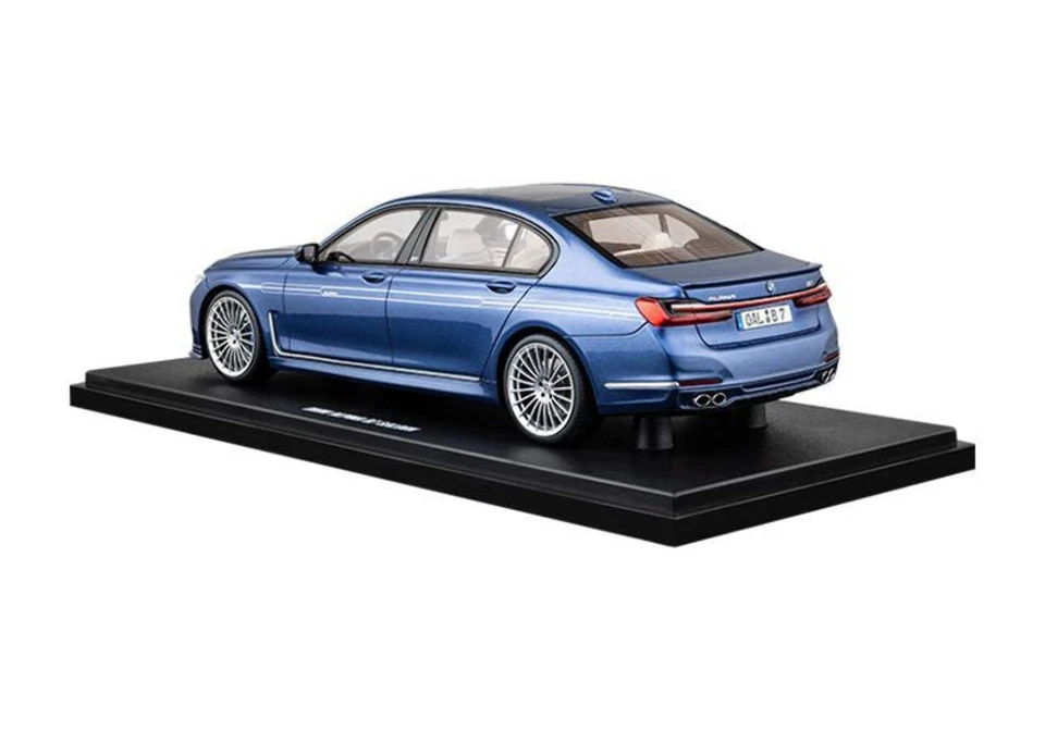 GT Spirit 2022 Alpina Bi-Turbo B7 LCI (G12) Sedan 7 Series Blue Metallic 1:18 - Image 3 of 4