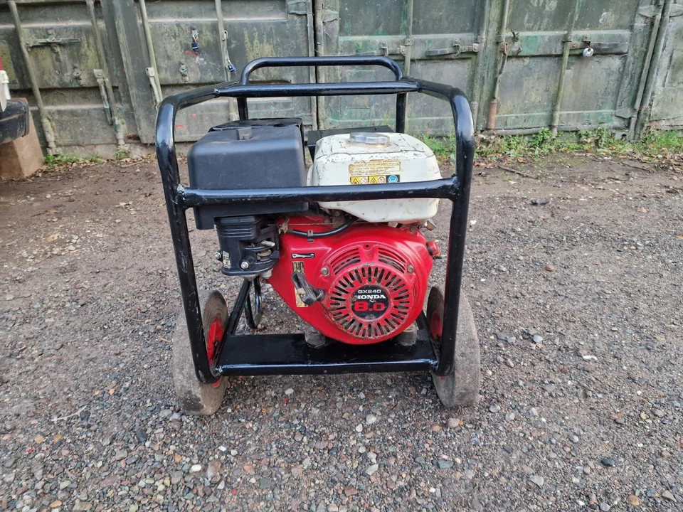 Generator Honda GX240 Stephill 110 V,4.2 KVA - Image 3 of 4