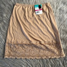 Vanity Fair Radiant Collection Half Slip Womens Size Small 18" Beige Floral Lace