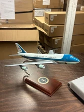 1/144 VC-25 Air Force 1 (747) "28000"