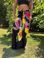 Hawaiian Design BlackHand Painted Hibiscus Honu Wraparound Pareo Sarong Skirt