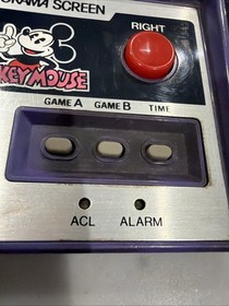 Rare 1984 MICKEY MOUSE PANORAMA VTG Nintendo GAME AND WATCH. Works Great