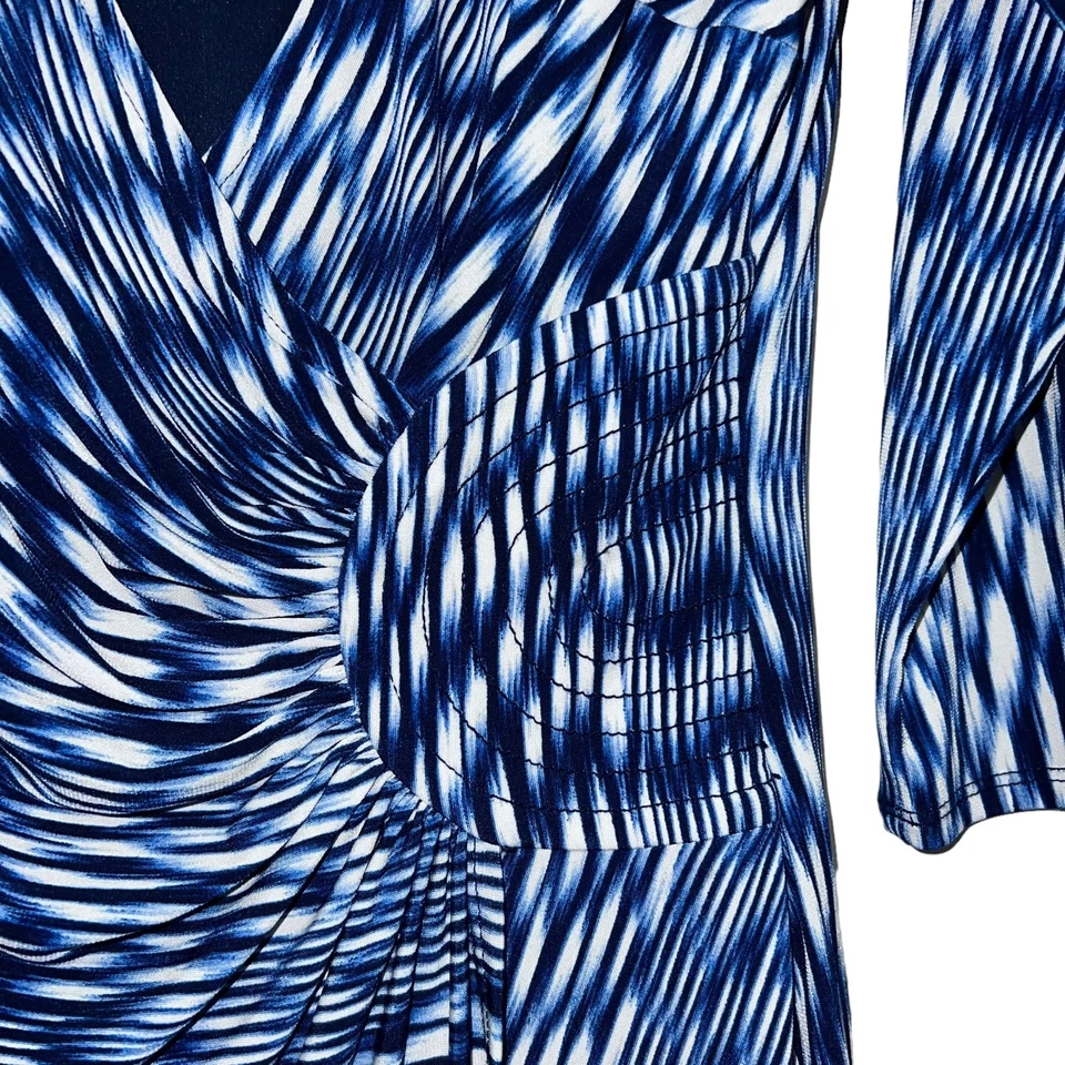 Vestido envolvente sintético manga 3/4 estampado azul negro Laundry by Design para mujer 10 Foto 3 de 4