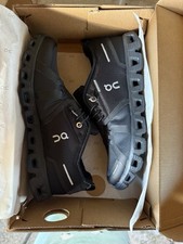 On Running Schuhe Schwarz Und Weiß Größe:42.5