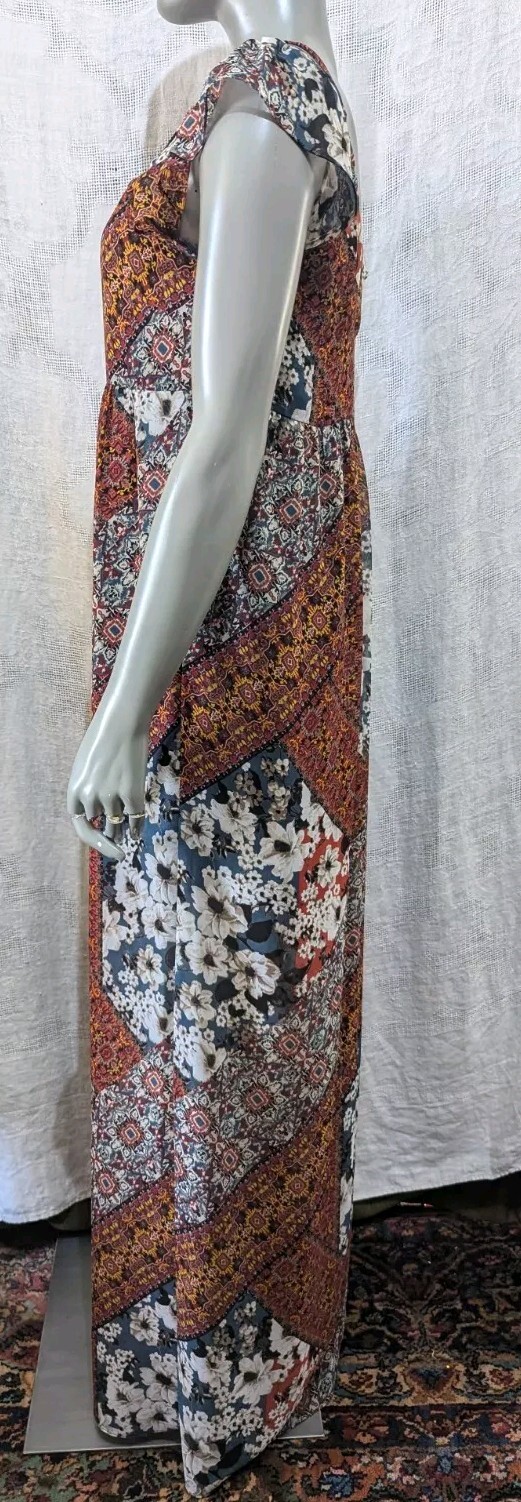 BCBGeneration Patchwork Print Sleeveless Maxi Dre… - image 10