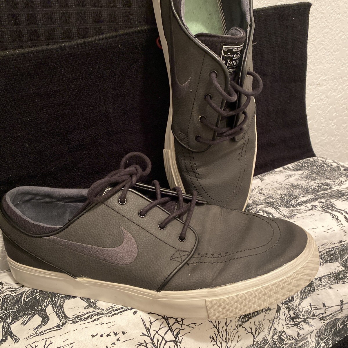 Size 11.5 Nike Air SB Zoom Stefan Janoski Gray Mens Low Top‎ Suede Sneaker Shoes Zoom Janoski OG+ – Premier main image 3