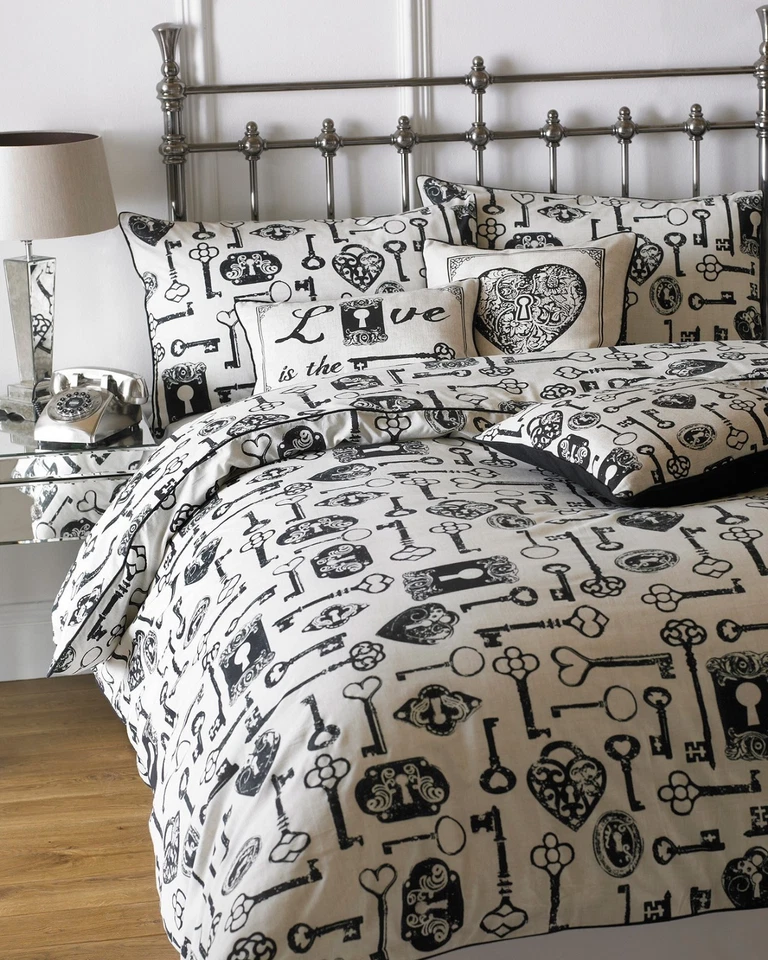 Double Cream & Black Keys Duvet Cover Set By Riva Home Polycotton