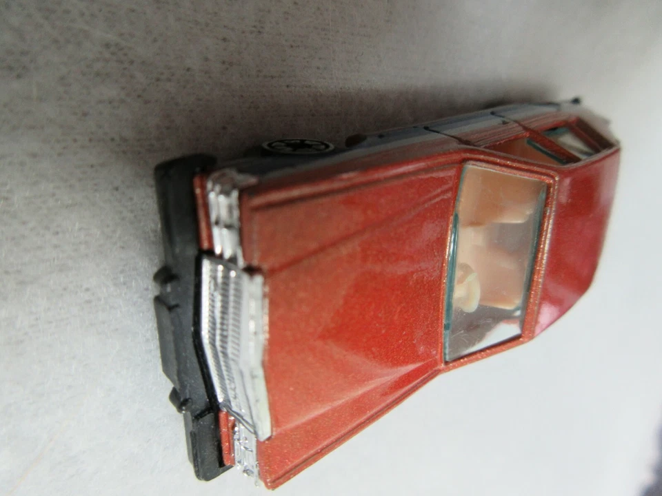 Yat Ming - Cadillac Séville - N° 1026 - Photo 3/4