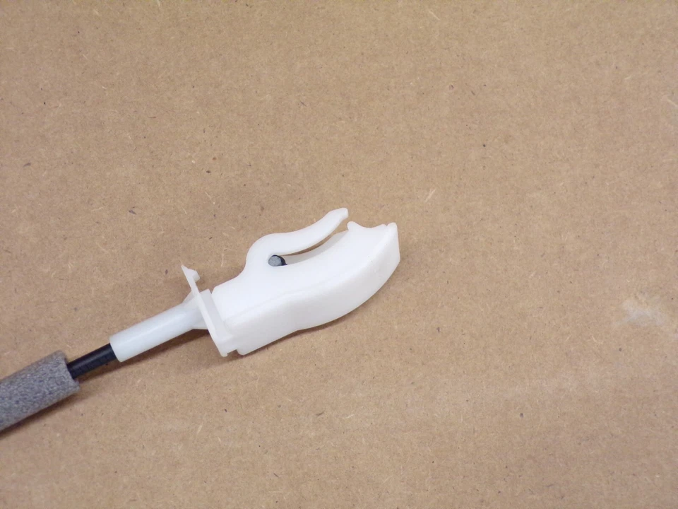 Atuador de trava de porta 2003 BMW 325XI (traseiro do motorista) 2001-2005 - Imagem 2 de 3