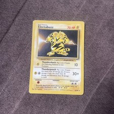 Electabuzz 020/102 Base Set Pokémon Card