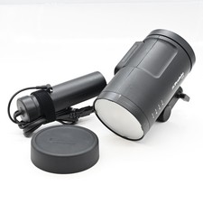 Profoto 901163 B10 OCF Flash Head w/Battery Charger 739