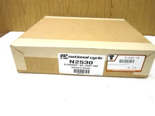 NATIONAL CYCLE N2530 FLYSCREEN WINDSHIELD WITH LIGHT GREY TINT HARDWARE INCLUDED