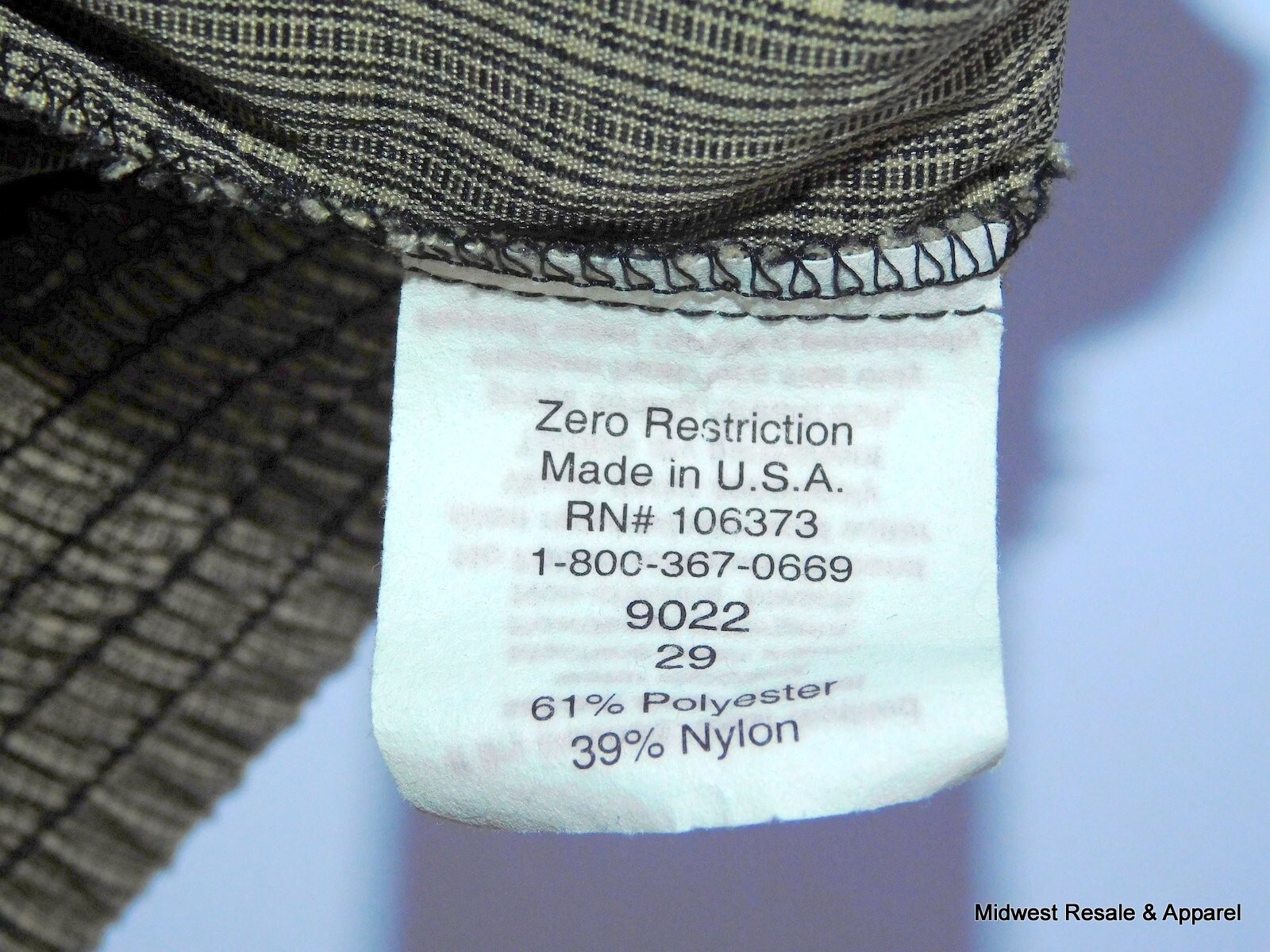 Zero Restriction Lightweight Beige Golf Windbreak… - image 9