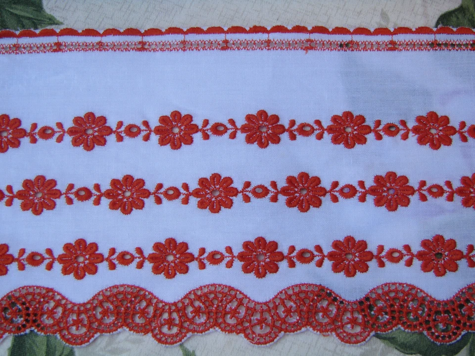 320 cm de large galon broderie ancienne  orange larg 10 cm - Photo 2/4